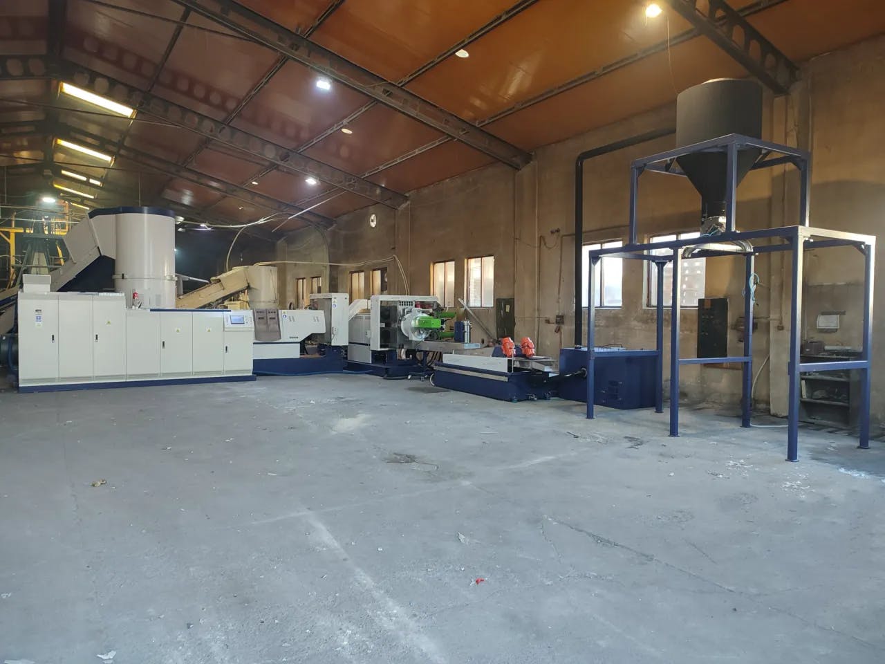 Uma linha de granulação de plástico rígido de 500 kg/h instalada nos EUA